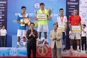 QUẦN VỢT HÀ NỘI VỰC DẬY TIỀM NĂNG