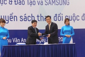 Hà Nội: Trao tặng thư viện thông minh cho Trường THPT Chu Văn An