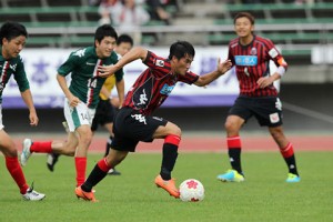 Sapporo đặt cọc 5 tỷ đồng cho SLNA để mua Công Vinh