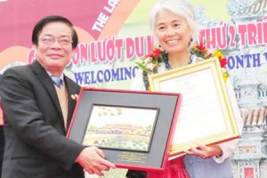 Huế đón du khách thứ 2 triệu năm 2013