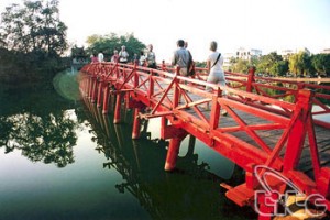 Hà Nội triển khai chương trình kích cầu du lịch năm 2013