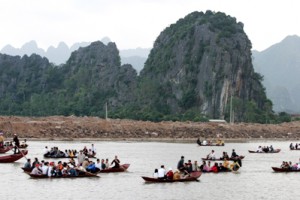 Hà Nội: Lễ hội Chùa Hương
