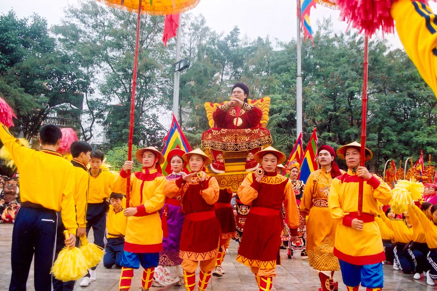 images497643_FE24T0001Dong_Da