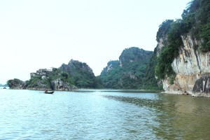 Có một vịnh Hạ Long ngay trong lòng Hà Nội