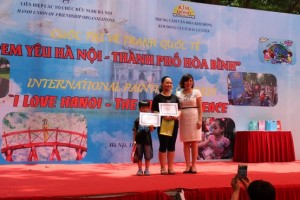 Cuộc thi vẽ tranh quốc tế với chủ đề ” Em yêu Hà Nội-Thành phố vì hòa bình”