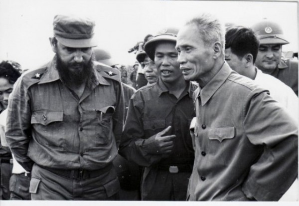 fidelcastrophamvandongjpg1430323017