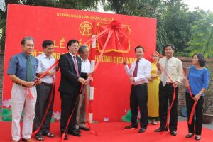 Quận Cầu  Giấy gắn biển 3 tuyến phố mới