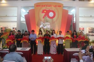 Khai mạc triển lãm ảnh “Lực lượng vũ trang Thủ đô Hà Nội 70 năm xây dựng, chiến đấu và trưởng thành”
