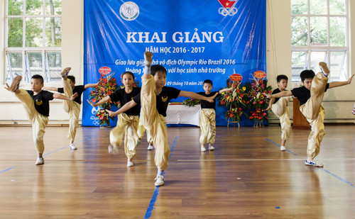 Học sinh nhà trường biều diễn tại Lễ khai giảng
