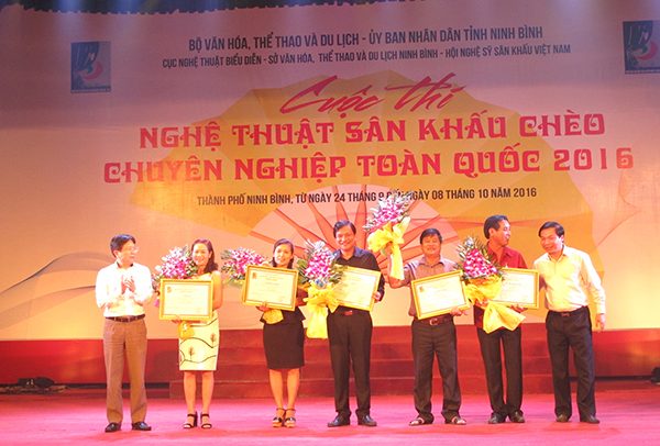 Trao HCB cho các vở diễn
