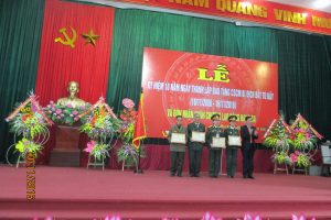 Bảo tàng Chiến sĩ cách mạng bị địch bắt tù đày kỷ niệm 10 năm thành lập và đón nhận Huân chương Lao động hạng ba.