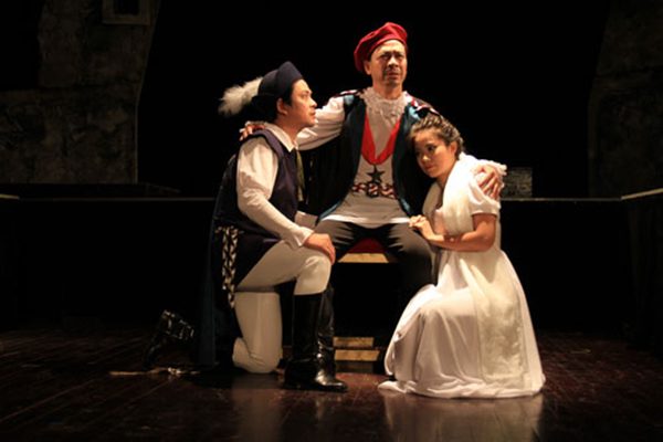 Vở Hamlet - Nhà hát Kịch Việt Nam