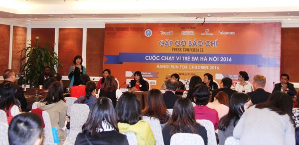 Toàn cảnh buổi gặp gỡ báo chí