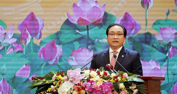 Bí thư Thành ủy Hoàng Trung Hải đọc diễn văn tại lễ kỷ niệm 