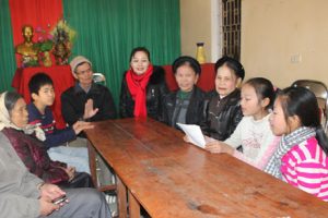 Về Khánh Hà nghe hát trống quân