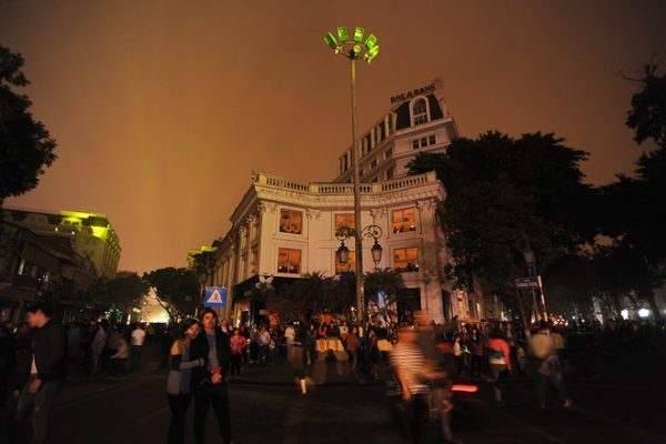 Chiến dịch Giờ trái đất thành phố Hà Nội năm 2016 đã góp phần vào lượng điện tiết kiệm trong 1 giờ tắt đèn của cả nước là 451.000 kWh điện, tiết kiệm được 731,5 triệu đồng