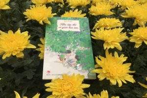 “Khu tập thể có giàn hoa tím” – Tuổi thơ Hà Nội thời bao cấp