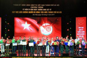 Kỷ niệm 70 năm Ngày Thương binh – Liệt sỹ: Hà Nội gặp mặt, biểu dương người có công tiêu biểu