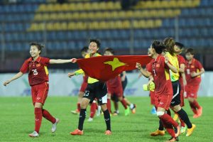 Vô địch SEA Games 29, đội tuyển bóng đá nữ Việt Nam được thưởng 4 tỷ đồng