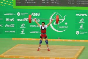 AIMAG 2017: Thạch Kim Tuấn giành HCV cử tạ