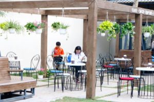 Phố Sách Hà Nội: Đâu chỉ là đọc sách, đó còn là văn hóa!