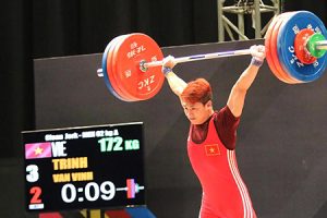 Cử tạ Việt Nam có thêm một HC vàng, phá kỷ lục SEA Games