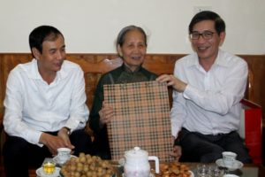 Quận Ba Đình tích cực chăm lo đời sống các gia đình thương binh, liệt sỹ và người có công với cách mạng
