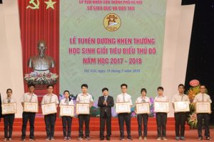 uyên dương hơn 800 học sinh giỏi tiêu biểu Thủ đô năm học 2017 – 2018