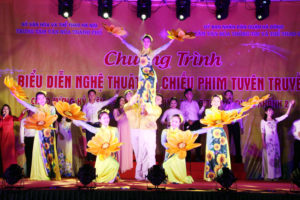 Văn nghệ chào mừng Kỷ niệm 73 năm ngày Cách mạng Tháng Tám và Quốc khánh nước Cộng hòa xã hội chủ nghĩa Việt Nam.