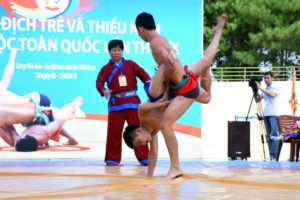 Khai mạc giải Vô địch Trẻ và Thiếu niên Vật dân tộc toàn quốc 2018