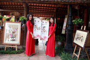 Triển lãm Thư pháp và Tranh thủy mặc tại hồ Văn – Văn Miếu