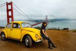 Những màn hóa thân của Bumblebee trong loạt phim ‘Transformers’