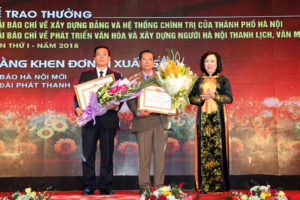 Hà Nội tổ chức trọng thể Lễ trao 02 Giải Báo chí của Thành phố lần thứ I