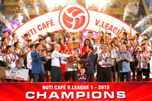 Hà Nội FC chiêu mộ thủ môn Bùi Tiến Dũng