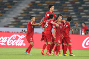 VCK Asian Cup 2019: Tuyển Việt Nam giành quyền vào vòng 1/8 nhờ fair-play