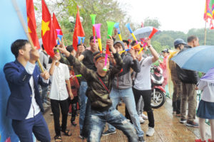 ‘Đặc sản’ Lễ hội Bơi chải thuyền rồng Hà Nội