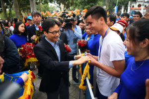 Khai mạc Lễ hội Bơi chải thuyền rồng Hà Nội mở rộng năm 2019