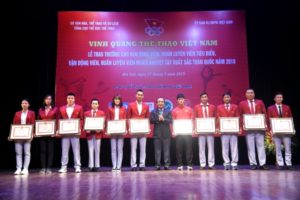 Trao thưởng HLV, VĐV tiêu biểu năm 2018