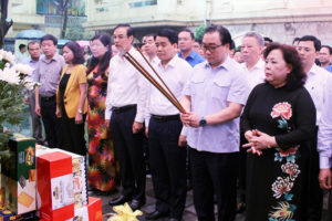 Đoàn đại biểu TP Hà Nội dâng hương tưởng niệm Tổng Bí thư Trần Phú