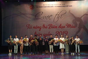12 thí sinh tham gia chung kết Cuộc thi Tài năng trẻ biên đạo múa toàn quốc 2019