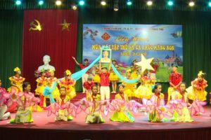Chung khảo Liên hoan Múa hát tập thể và Ca khúc măng non huyện Phúc Thọ hè 2019