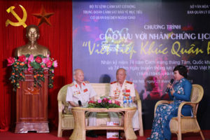 Giao lưu, gặp gỡ các nhân chứng lịch sử để “Viết tiếp khúc quân hành”