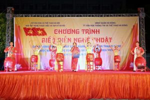 Ấn tượng Chương trình biểu diễn nghệ thuật “Hà Nội trái tim rực sáng”