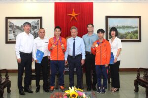 Gặp mặt, tuyên dương hai VĐV Hà Nội vô địch thế giới