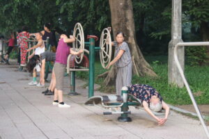 Lan tỏa mô hình lắp đặt thiết bị tập thể thao ngoài trời ở Hà Nội