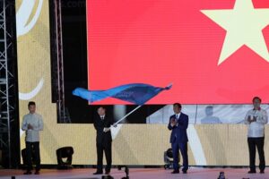 Việt Nam nhận cờ đăng cai SEA Games 31