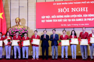 Gặp mặt, biểu dương HLV, VĐV Hà Nội đạt thành tích xuất sắc tại SEA Games 30