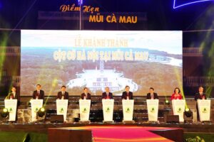 Khánh thành Cột cờ Hà Nội tại Đất Mũi Cà Mau