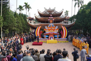 Triển khai thực hiện phòng, chống dịch bệnh viêm đường hô hấp cấp trong hoạt động lễ hội năm 2020