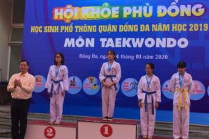 Hơn 220 vận động viên dự Giải Taekwondo Hội khỏe Phù Đổng quận Đống Đa
